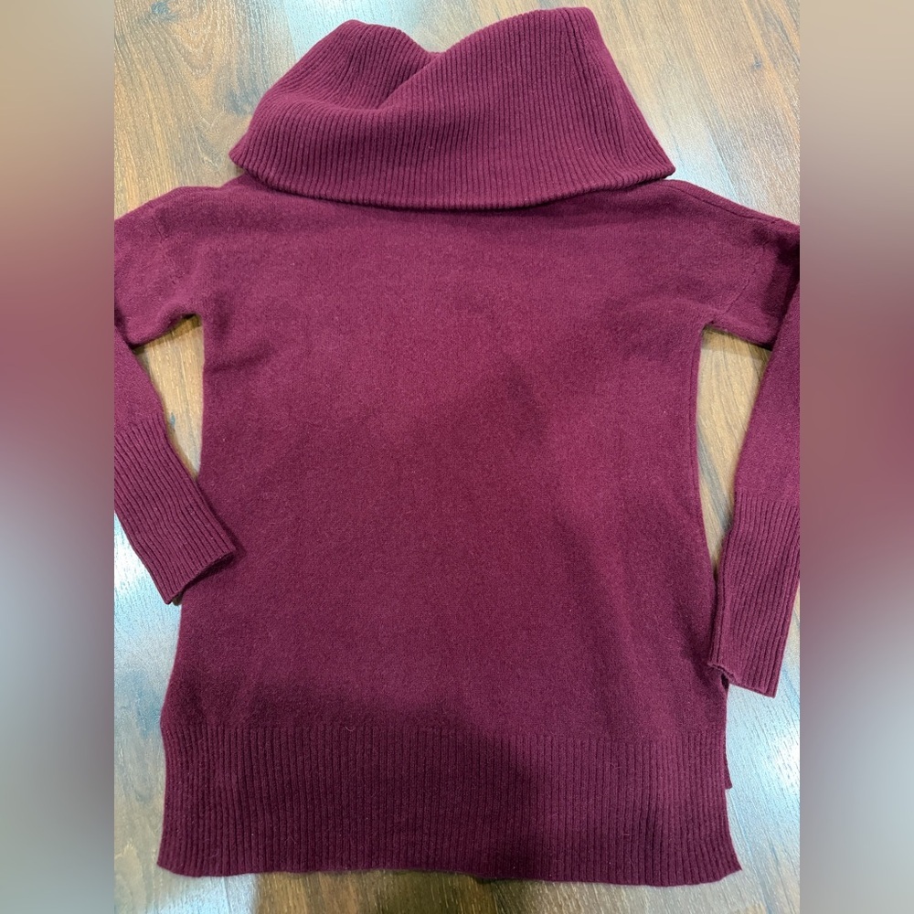 Cyrus women's 100% cashmere cowlneck sweater Sz Small Burgundy color - Picture 6 of 6